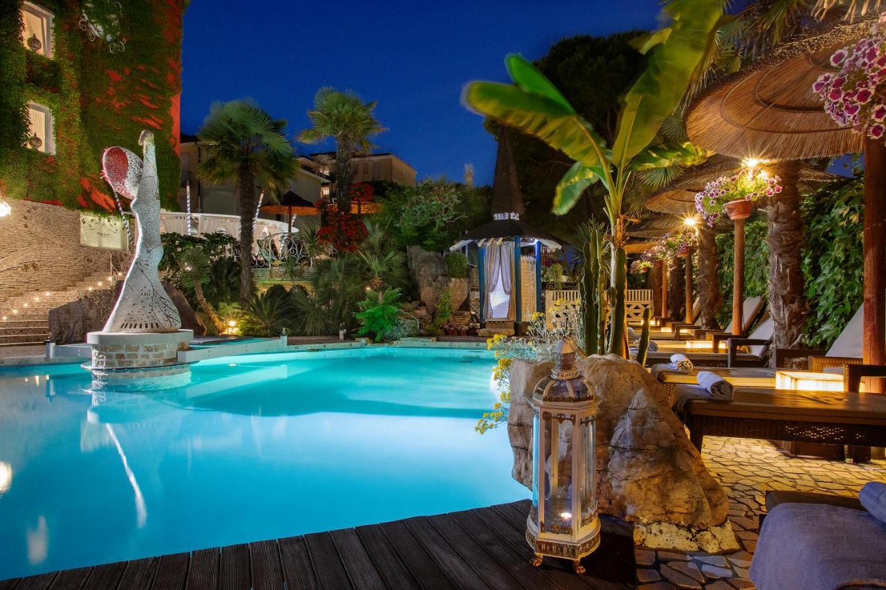 Milton Boutique Hotel - Adults Only ليدو دي يسولو المظهر الخارجي الصورة
